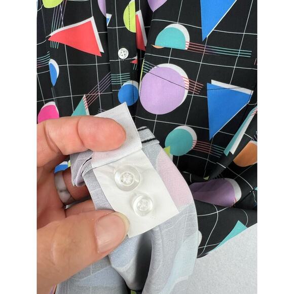 CABANA L Crown & Ivy '80s Retro Abstract Neon Geometric Print Button Up Shirt - Picture 6 of 8